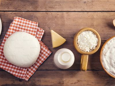Milch, Joghurt & Käse: Gesundheitliche Auswirkungen und die Milchmythen, die uns niemand erklärt hat